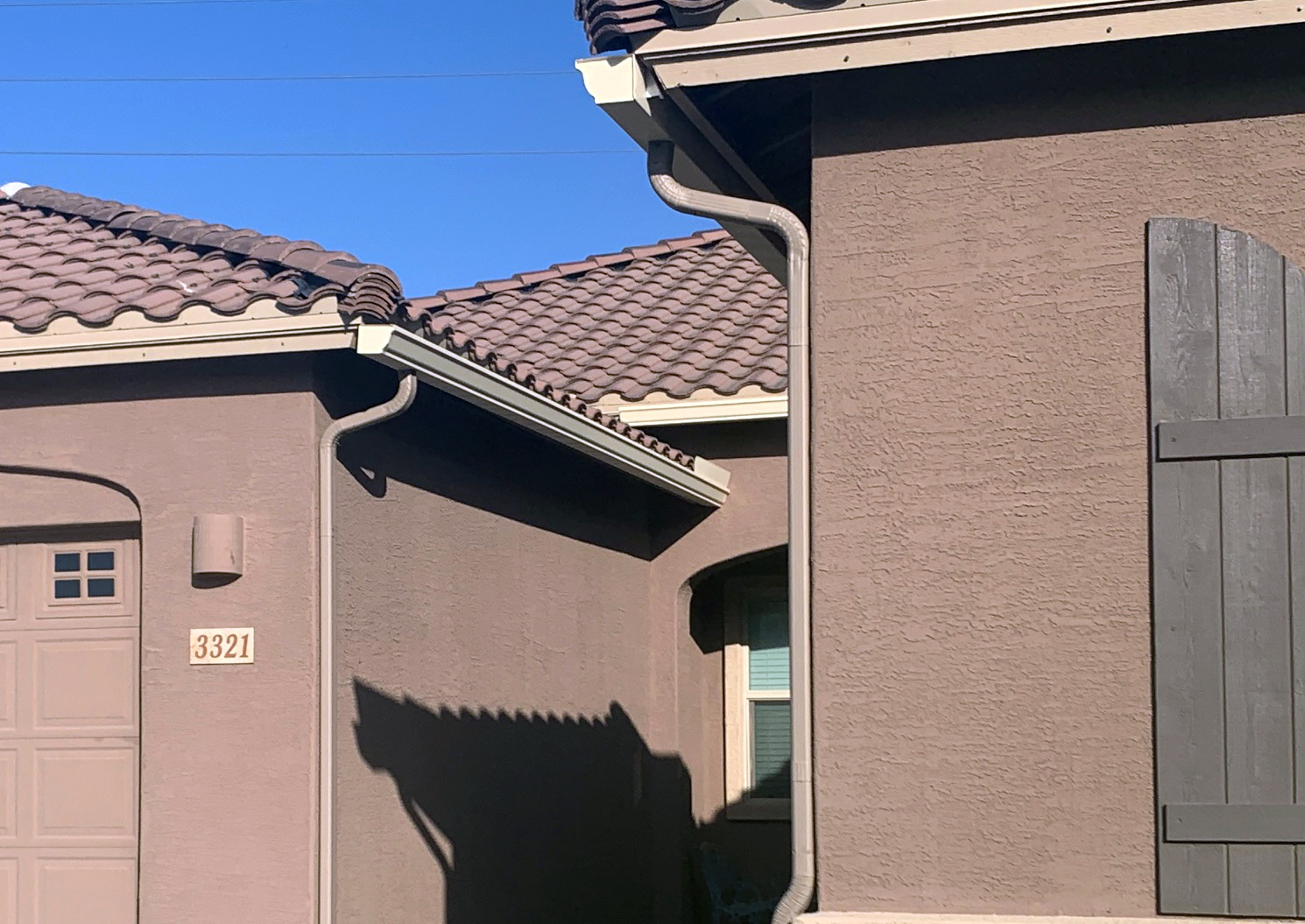 Roof drainage and gutter installation detail